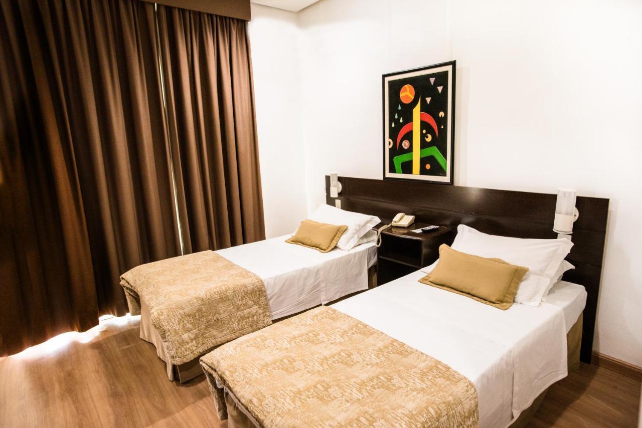 Podium Apart Hotel Варжинья Экстерьер фото